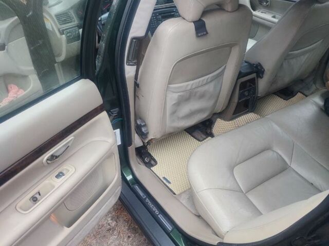 Зеленый Вольво С80, объемом двигателя 3 л и пробегом 300 тыс. км за 2400 $, фото 7 на Automoto.ua