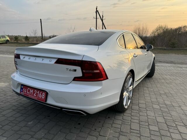 Білий Вольво S90, об'ємом двигуна 0 л та пробігом 60 тис. км за 28600 $, фото 6 на Automoto.ua