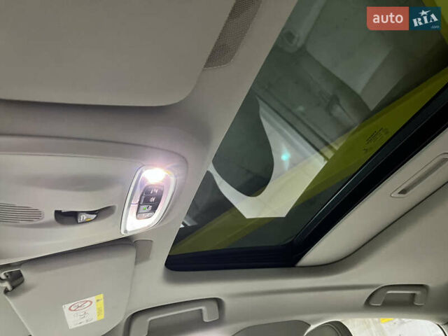 Білий Вольво S90, об'ємом двигуна 1.97 л та пробігом 100 тис. км за 35000 $, фото 18 на Automoto.ua