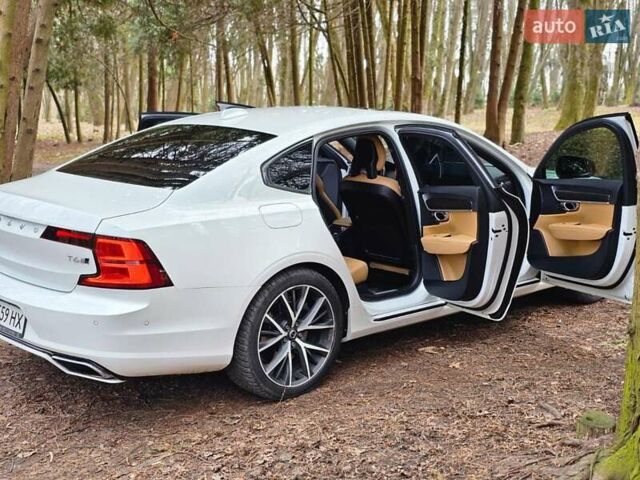 Білий Вольво S90, об'ємом двигуна 1.97 л та пробігом 130 тис. км за 19300 $, фото 18 на Automoto.ua