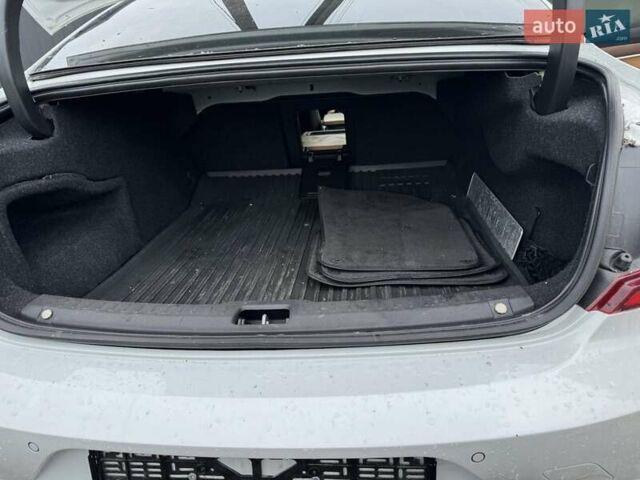 Білий Вольво S90, об'ємом двигуна 2 л та пробігом 200 тис. км за 4300 $, фото 7 на Automoto.ua