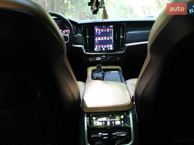 Білий Вольво S90, об'ємом двигуна 1.97 л та пробігом 130 тис. км за 19300 $, фото 40 на Automoto.ua