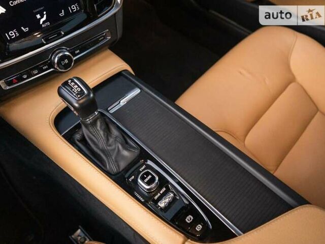 Білий Вольво S90, об'ємом двигуна 1.97 л та пробігом 130 тис. км за 19300 $, фото 56 на Automoto.ua