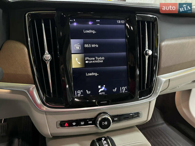 Білий Вольво S90, об'ємом двигуна 1.97 л та пробігом 100 тис. км за 35000 $, фото 17 на Automoto.ua