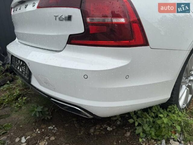 Білий Вольво S90, об'ємом двигуна 2 л та пробігом 200 тис. км за 4300 $, фото 16 на Automoto.ua