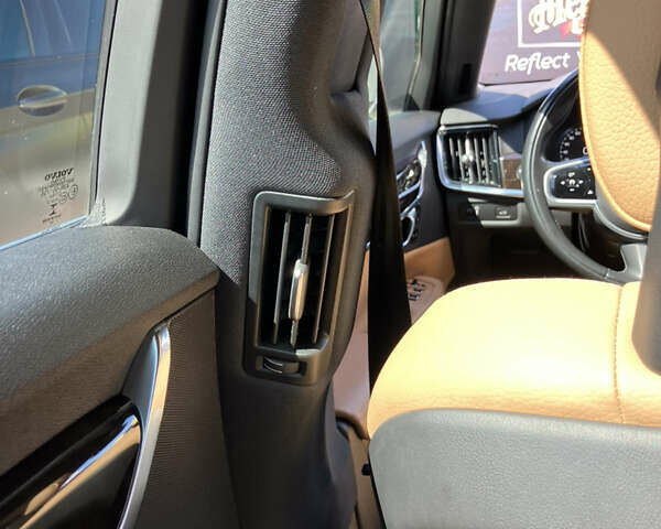 Білий Вольво S90, об'ємом двигуна 1.97 л та пробігом 70 тис. км за 25500 $, фото 12 на Automoto.ua