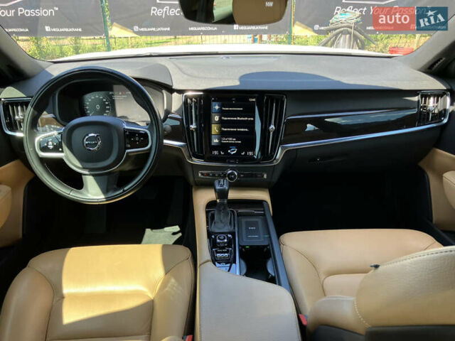 Білий Вольво S90, об'ємом двигуна 1.97 л та пробігом 70 тис. км за 25500 $, фото 9 на Automoto.ua