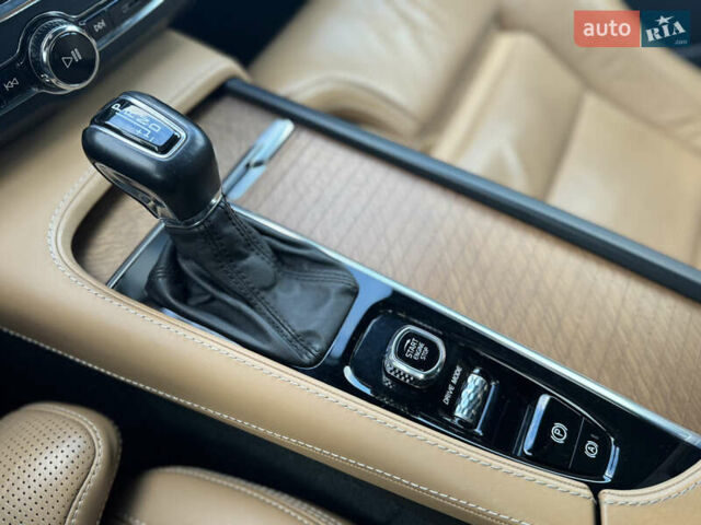 Вольво S90 2017 у Броварах на Automoto.ua Білий Вольво S90, об'ємом двигуна 1.97 л та пробігом 185 тис. км за 21500 $, фото 27 на Automoto.ua