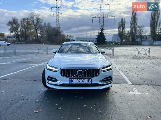 Вольво S90 2017 у Броварах на Automoto.ua Білий Вольво S90, об'ємом двигуна 1.97 л та пробігом 185 тис. км за 21500 $, фото 1 на Automoto.ua