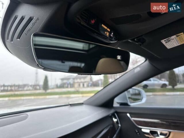 Белый Вольво С90, объемом двигателя 1.97 л и пробегом 65 тыс. км за 25000 $, фото 23 на Automoto.ua