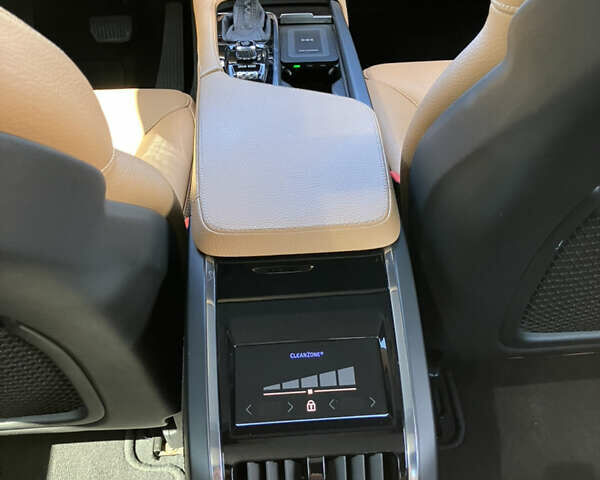 Білий Вольво S90, об'ємом двигуна 1.97 л та пробігом 70 тис. км за 25500 $, фото 10 на Automoto.ua