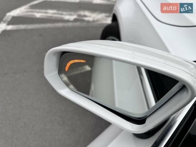 Белый Вольво С90, объемом двигателя 1.97 л и пробегом 65 тыс. км за 25000 $, фото 12 на Automoto.ua