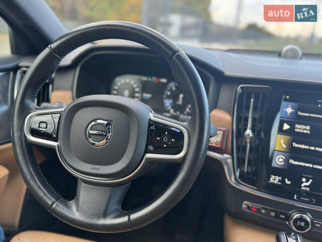 Вольво S90 2017 у Броварах на Automoto.ua Білий Вольво S90, об'ємом двигуна 1.97 л та пробігом 185 тис. км за 21500 $, фото 23 на Automoto.ua
