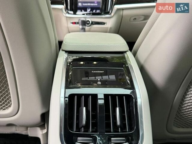 Білий Вольво S90, об'ємом двигуна 2 л та пробігом 98 тис. км за 23900 $, фото 23 на Automoto.ua