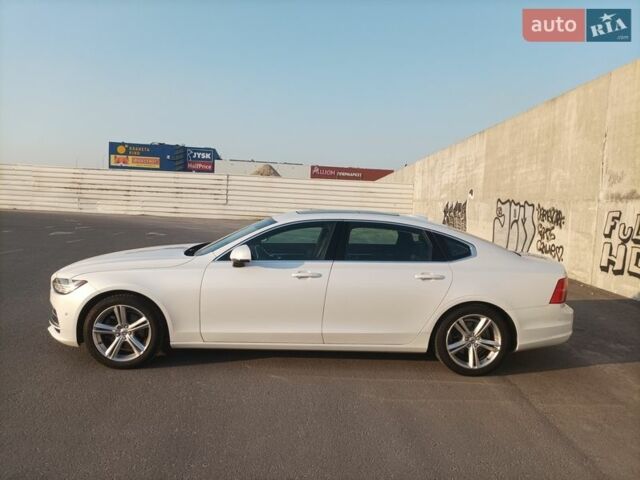 Белый Вольво С90, объемом двигателя 1.97 л и пробегом 114 тыс. км за 21500 $, фото 7 на Automoto.ua