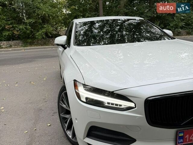 Білий Вольво S90, об'ємом двигуна 2 л та пробігом 98 тис. км за 23900 $, фото 15 на Automoto.ua