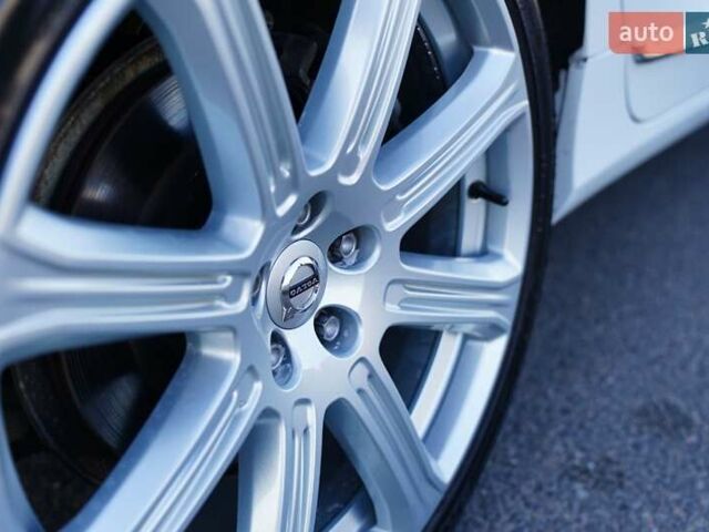 Вольво С90 2017 в Черкассах на Automoto.ua Белый Вольво С90, объемом двигателя 2 л и пробегом 30 тыс. км за 28300 $, фото 14 на Automoto.ua