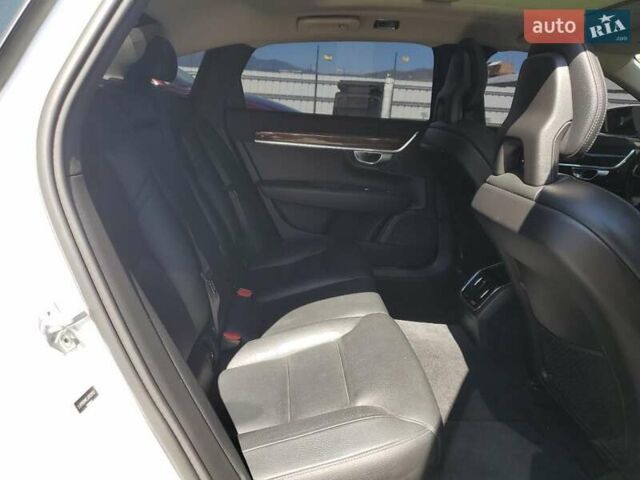 Білий Вольво S90, об'ємом двигуна 2 л та пробігом 102 тис. км за 5700 $, фото 9 на Automoto.ua