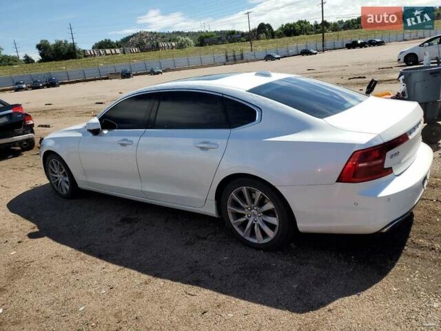 Білий Вольво S90, об'ємом двигуна 2 л та пробігом 102 тис. км за 5700 $, фото 1 на Automoto.ua