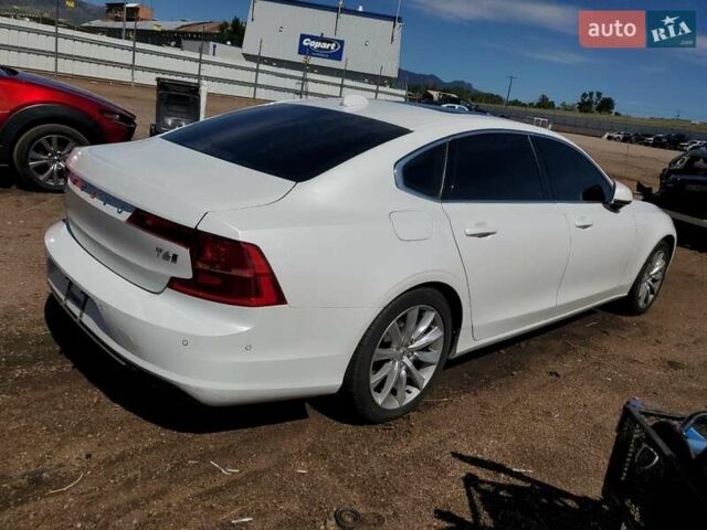 Білий Вольво S90, об'ємом двигуна 2 л та пробігом 102 тис. км за 5700 $, фото 2 на Automoto.ua