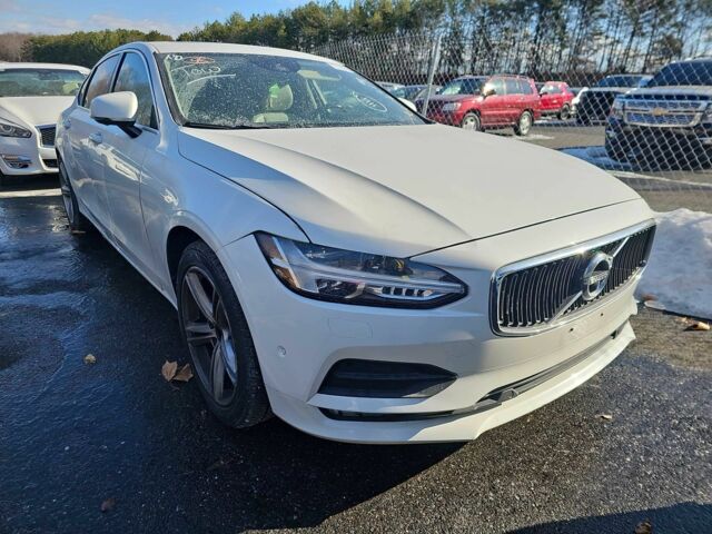 Белый Вольво С90, объемом двигателя 2 л и пробегом 39 тыс. км за 4200 $, фото 2 на Automoto.ua