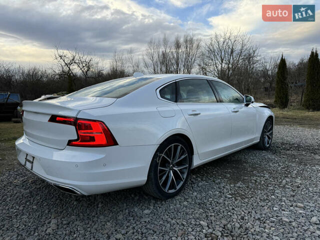 Білий Вольво S90, об'ємом двигуна 2 л та пробігом 145 тис. км за 18000 $, фото 1 на Automoto.ua