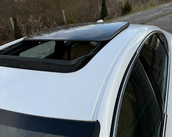 Білий Вольво S90, об'ємом двигуна 2 л та пробігом 145 тис. км за 18000 $, фото 19 на Automoto.ua