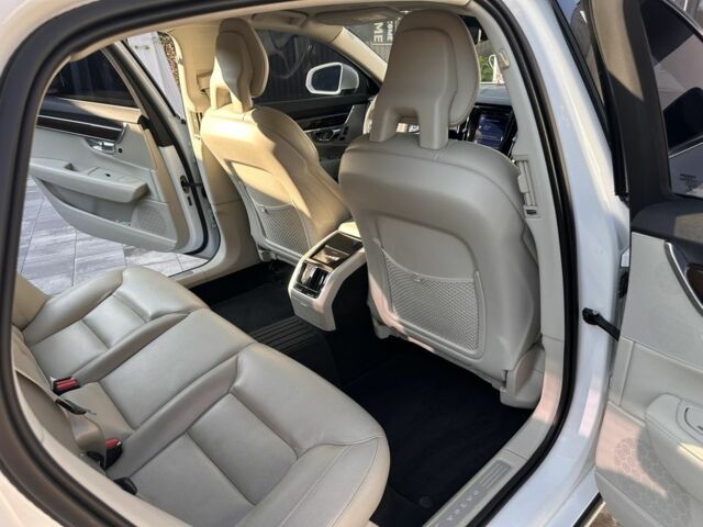 Білий Вольво S90, об'ємом двигуна 2 л та пробігом 66 тис. км за 20500 $, фото 6 на Automoto.ua