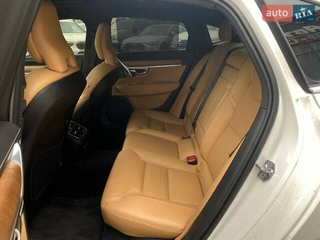 Белый Вольво С90, объемом двигателя 2 л и пробегом 64 тыс. км за 34900 $, фото 23 на Automoto.ua