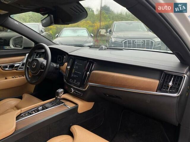 Белый Вольво С90, объемом двигателя 2 л и пробегом 64 тыс. км за 34900 $, фото 8 на Automoto.ua