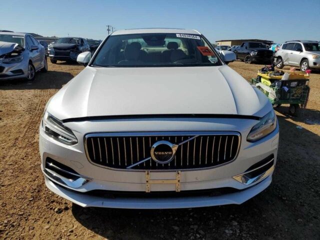 Білий Вольво S90, об'ємом двигуна 0 л та пробігом 33 тис. км за 11000 $, фото 4 на Automoto.ua