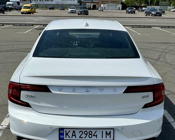 Вольво С90 2021 в Киеве на Automoto.ua Белый Вольво С90, объемом двигателя 1.97 л и пробегом 61 тыс. км за 36999 $, фото 6 на Automoto.ua