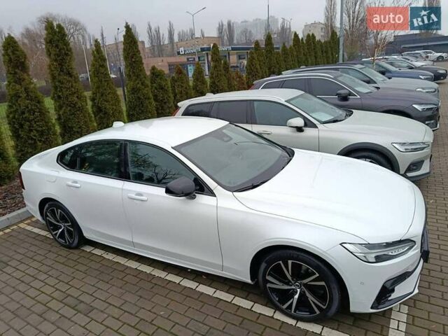 Белый Вольво С90, объемом двигателя 1.97 л и пробегом 69 тыс. км за 35900 $, фото 9 на Automoto.ua