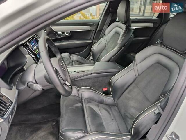 Белый Вольво С90, объемом двигателя 1.97 л и пробегом 69 тыс. км за 35900 $, фото 16 на Automoto.ua