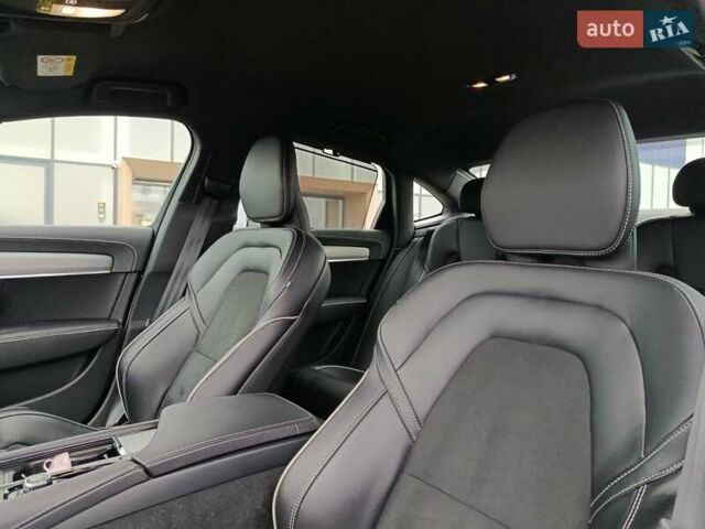 Белый Вольво С90, объемом двигателя 1.97 л и пробегом 69 тыс. км за 35900 $, фото 17 на Automoto.ua