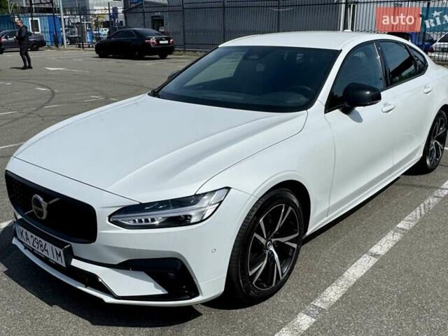 Вольво С90 2021 в Киеве на Automoto.ua Белый Вольво С90, объемом двигателя 1.97 л и пробегом 61 тыс. км за 36999 $, фото 9 на Automoto.ua