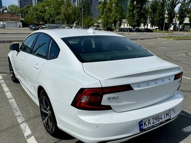 Вольво С90 2021 в Киеве на Automoto.ua Белый Вольво С90, объемом двигателя 1.97 л и пробегом 61 тыс. км за 36999 $, фото 7 на Automoto.ua