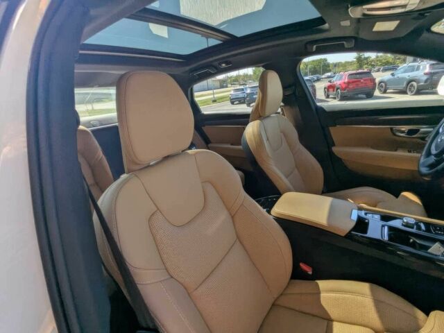 Вольво С90 2023 в Ивано-Франковске на Automoto.ua Белый Вольво С90, объемом двигателя 2 л и пробегом 10 тыс. км за 12900 $, фото 8 на Automoto.ua