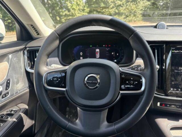 Белый Вольво С90, объемом двигателя 2 л и пробегом 30 тыс. км за 10500 $, фото 8 на Automoto.ua