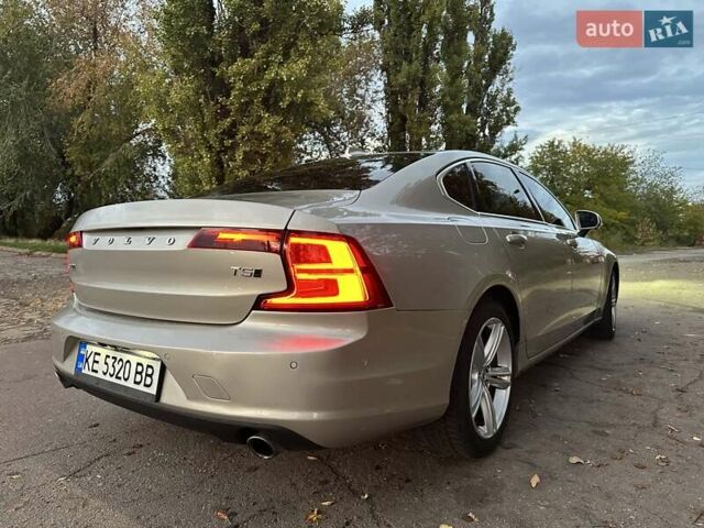 Вольво С90 2017 в Кривом Роге на Automoto.ua Бежевый Вольво С90, объемом двигателя 1.97 л и пробегом 89 тыс. км за 24500 $, фото 7 на Automoto.ua