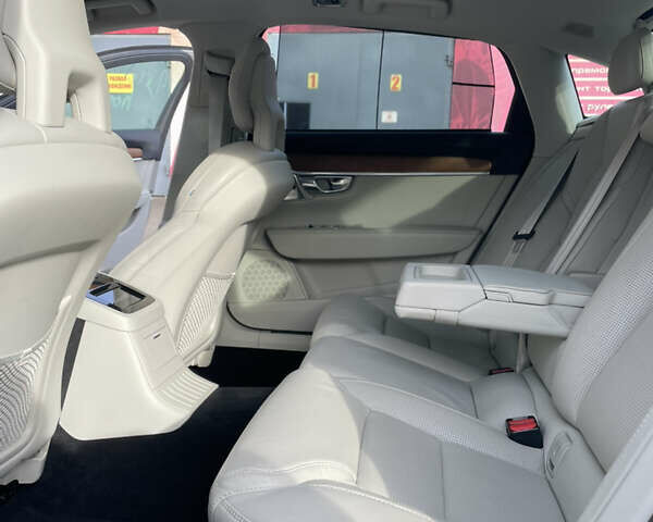 Бежевый Вольво С90, объемом двигателя 2 л и пробегом 98 тыс. км за 18500 $, фото 8 на Automoto.ua