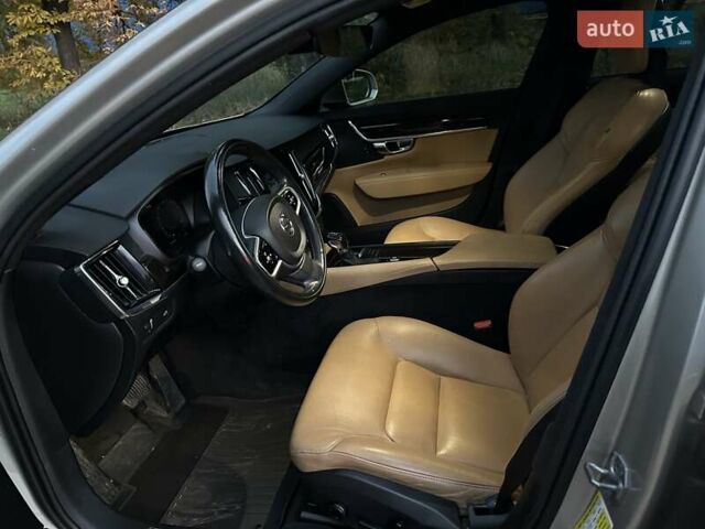 Вольво С90 2017 в Кривом Роге на Automoto.ua Бежевый Вольво С90, объемом двигателя 1.97 л и пробегом 89 тыс. км за 24500 $, фото 12 на Automoto.ua
