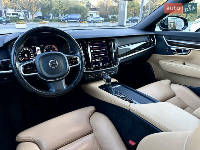 Чорний Вольво S90, об'ємом двигуна 1.97 л та пробігом 95 тис. км за 26900 $, фото 18 на Automoto.ua