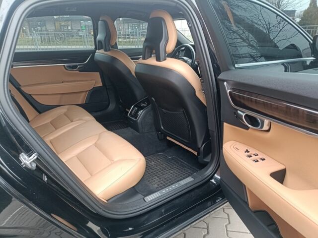 Черный Вольво С90, объемом двигателя 2 л и пробегом 152 тыс. км за 21500 $, фото 11 на Automoto.ua