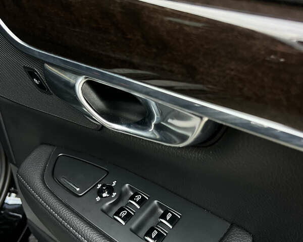 Черный Вольво С90, объемом двигателя 1.97 л и пробегом 144 тыс. км за 22900 $, фото 37 на Automoto.ua