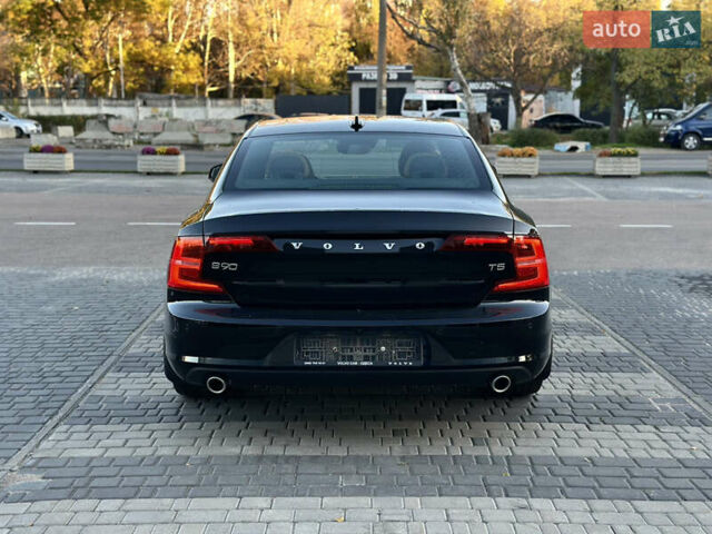Чорний Вольво S90, об'ємом двигуна 1.97 л та пробігом 95 тис. км за 26900 $, фото 5 на Automoto.ua