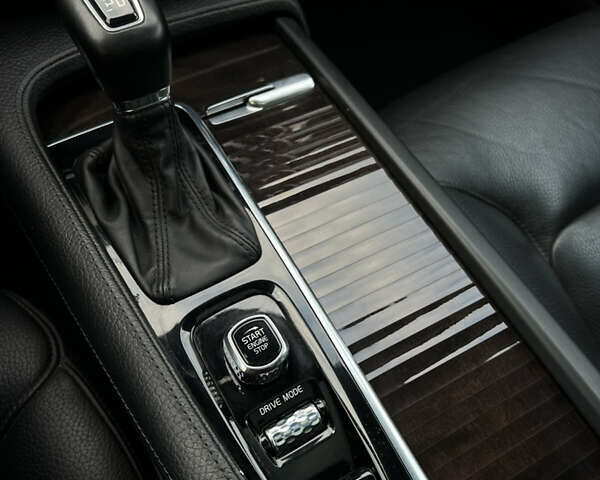 Черный Вольво С90, объемом двигателя 1.97 л и пробегом 144 тыс. км за 22900 $, фото 34 на Automoto.ua