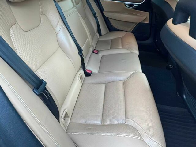 Черный Вольво С90, объемом двигателя 2 л и пробегом 41 тыс. км за 13500 $, фото 10 на Automoto.ua