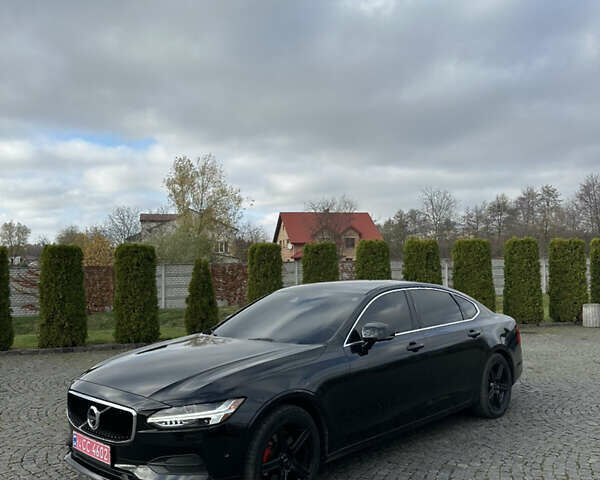 Черный Вольво С90, объемом двигателя 1.97 л и пробегом 210 тыс. км за 17950 $, фото 3 на Automoto.ua