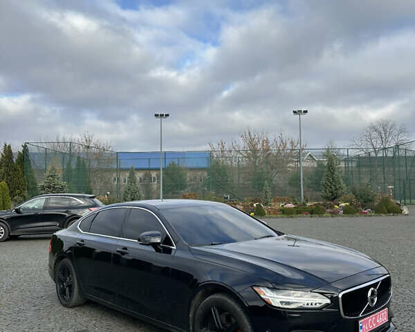 Черный Вольво С90, объемом двигателя 1.97 л и пробегом 210 тыс. км за 17950 $, фото 1 на Automoto.ua